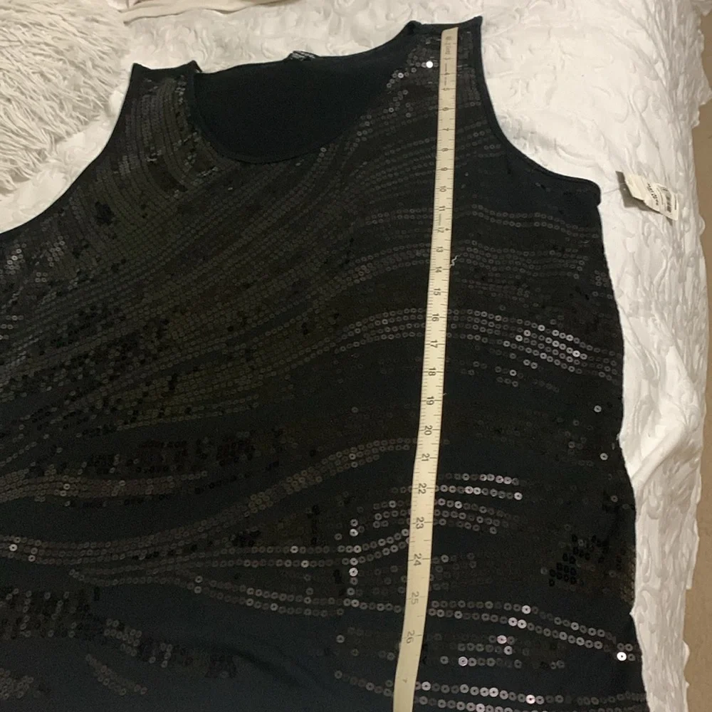 George Black sequence top. - Picture 8 of 9